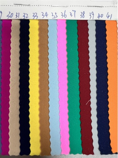 DG-BT recycled nylon matte Lycra Composition: 82% recycled nylon 18% spandex Weight: 180g/㎡ Width 150CM detail view-1